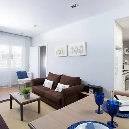 Apartment Two Sisters